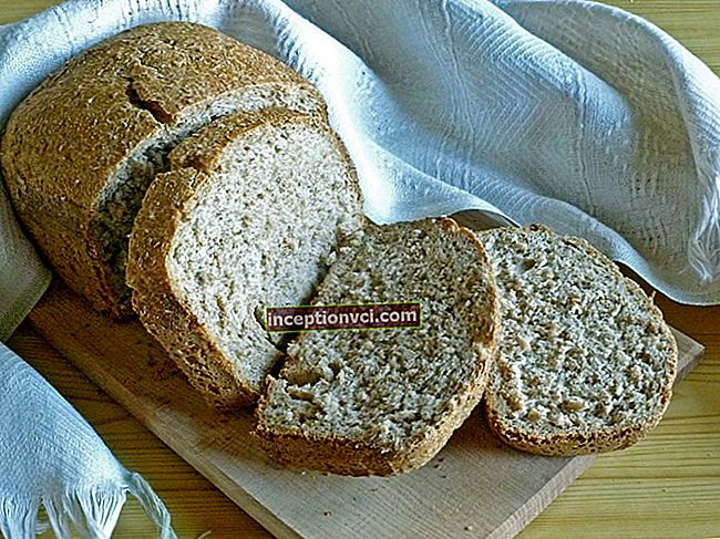 Pão com farelo na máquina de fazer pão